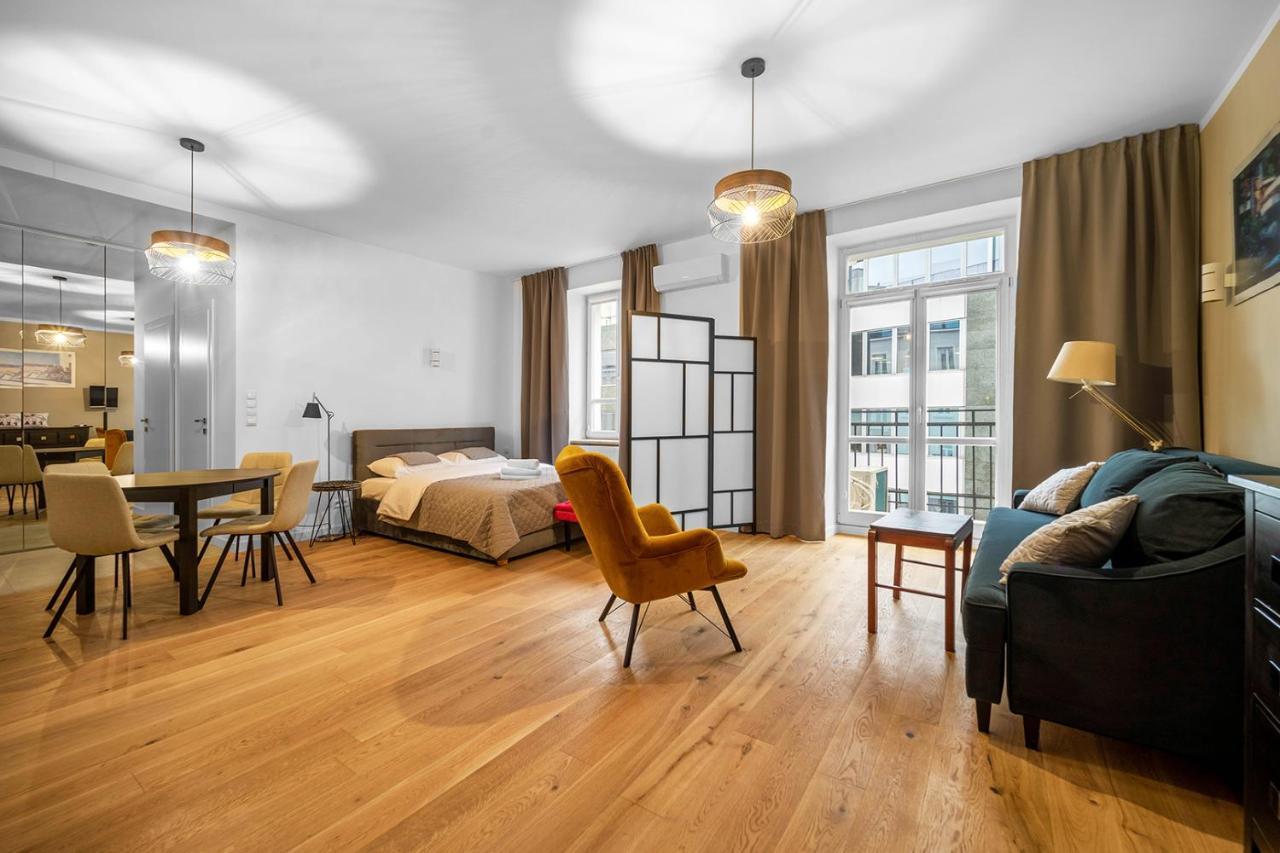 Piekna Yellow Studio Varşova Dış mekan fotoğraf