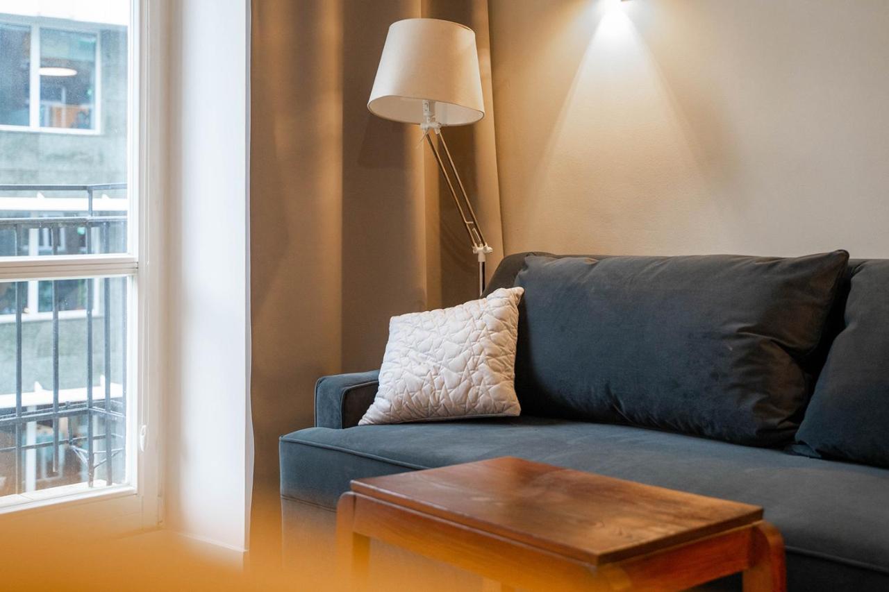 Piekna Yellow Studio Varşova Dış mekan fotoğraf