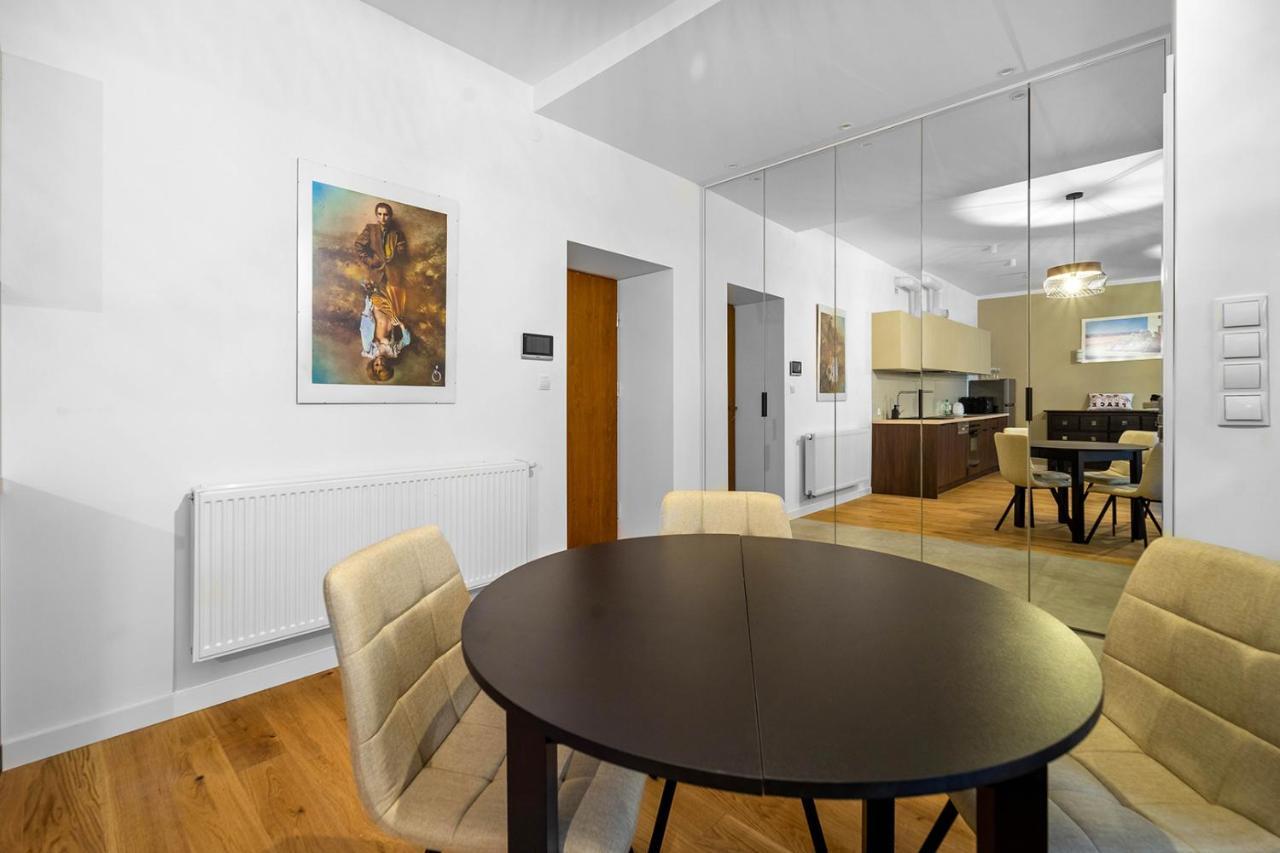 Piekna Yellow Studio Varşova Dış mekan fotoğraf